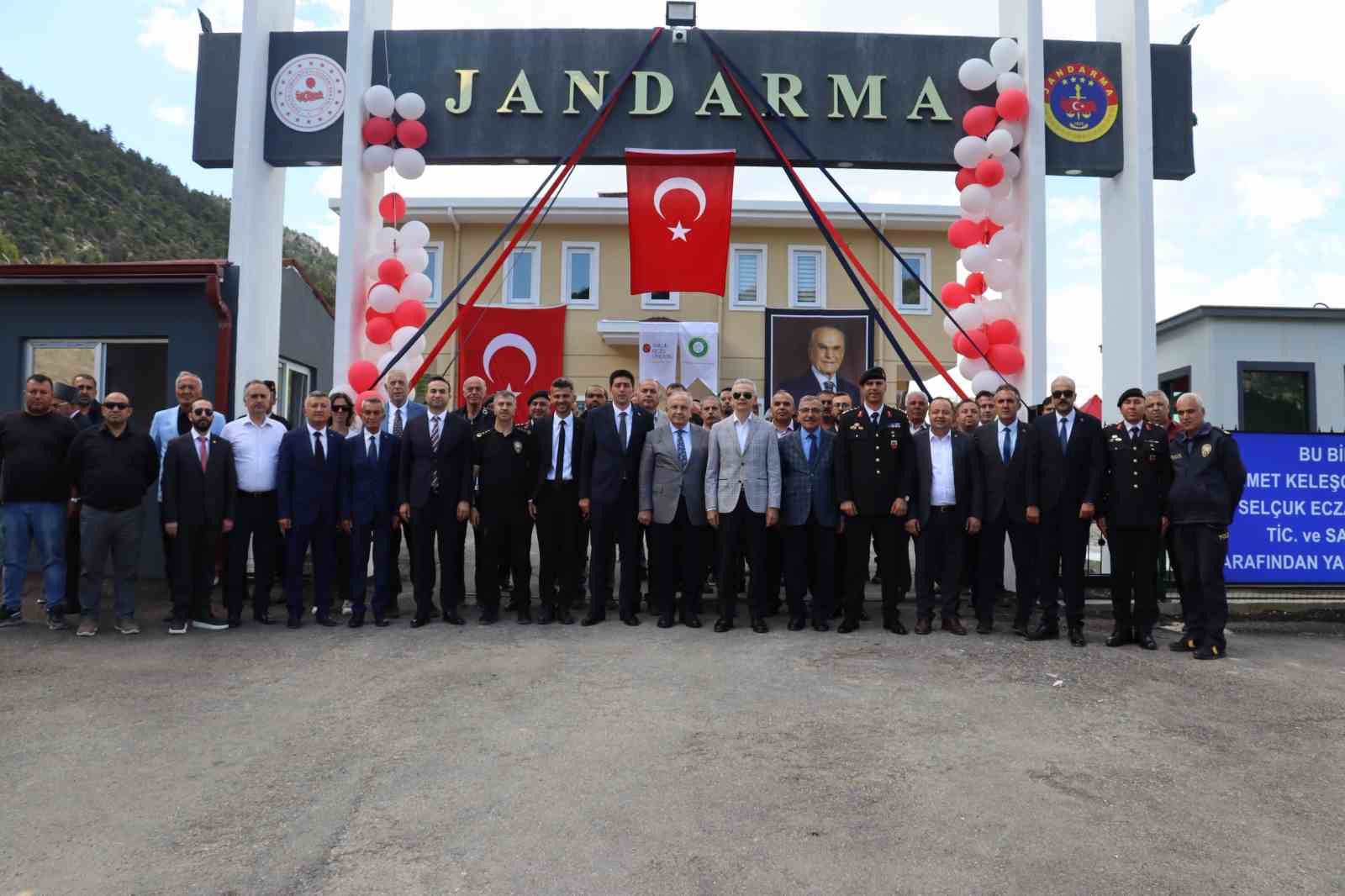 kazanci-jandarma-karakol-komutanligi-ile-lojman-binasi-hizmete-acildi