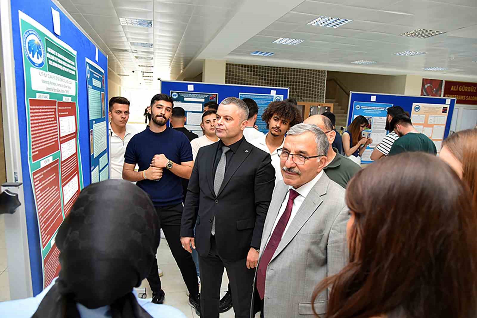 kmude-hareket-ve-antrenman-temali-poster-bildiri-sunumu