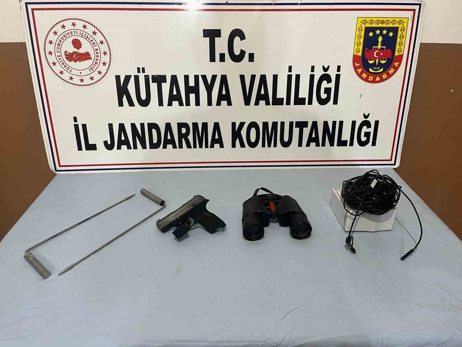 kutahyada-jandarmadan-kacak-kazi-operasyonu-2-supheli-gozaltina-alindi