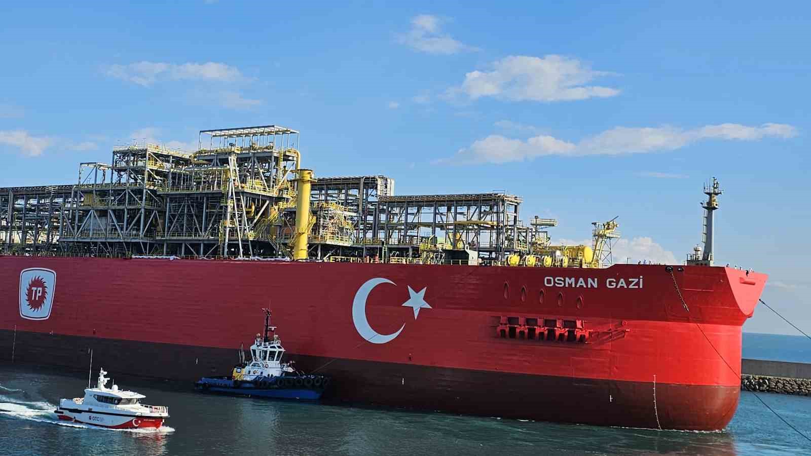 turkiyenin-ilk-yuzer-gaz-uretim-platformu-osman-gazi-filyos-limaninda
