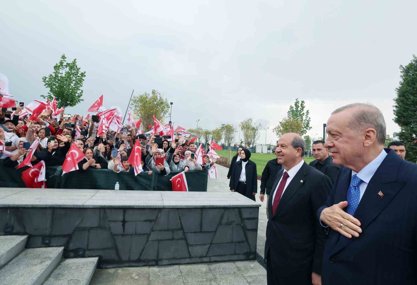 cumhurbaskani-erdogan-kktc-cumhuriyet-yerleskesi-kibris-turk-halkinin-kararliliginin-semboludur-0-jpg