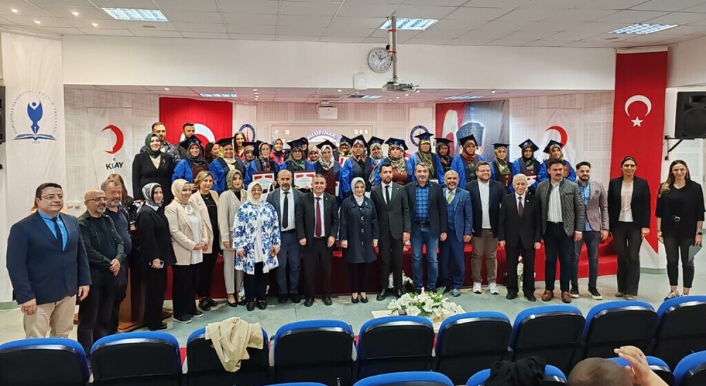 dpude-kadin-universitesi-mezuniyet-coskusu-0-jpg