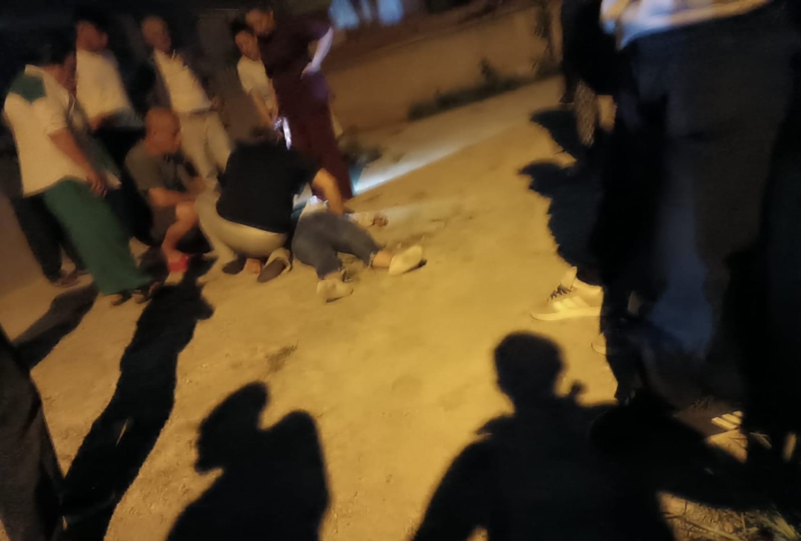 eski-nisanlisiyla-tartisirken-balkondan-atladi-0-jpg