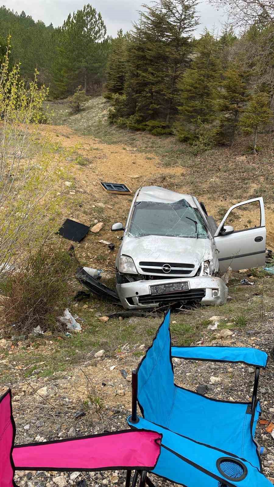 konyada-ayni-kavsakta-iki-ayri-kaza-7-yarali-0-jpg
