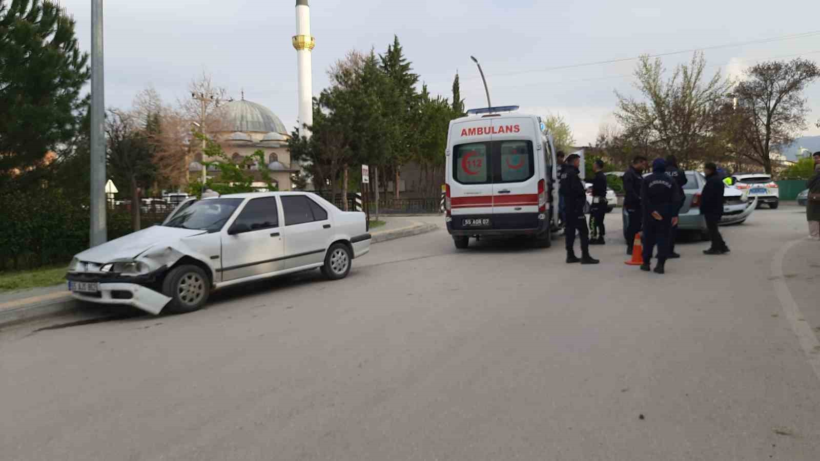 samsunda-trafik-kazasi-4-yarali-0-jpg