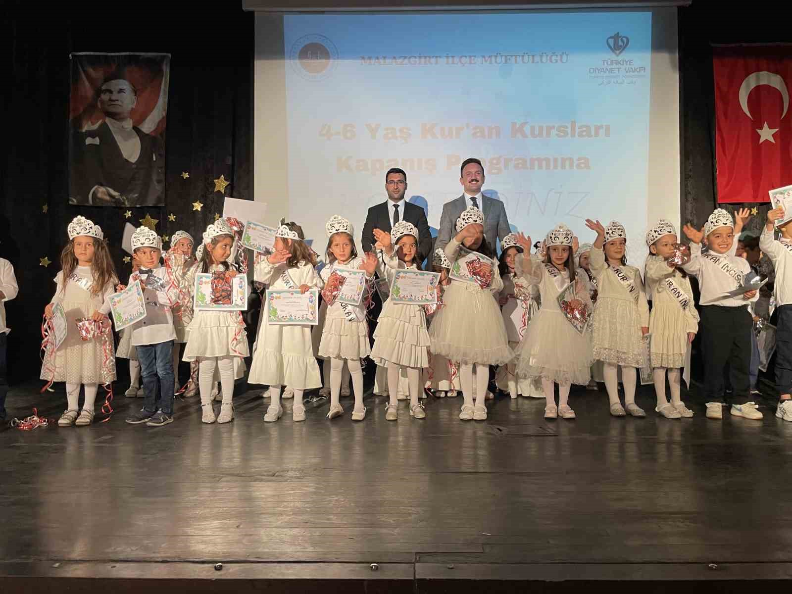 4-6-yas-kuran-kursu-ogrencilerinden-yilsonu-etkinligi