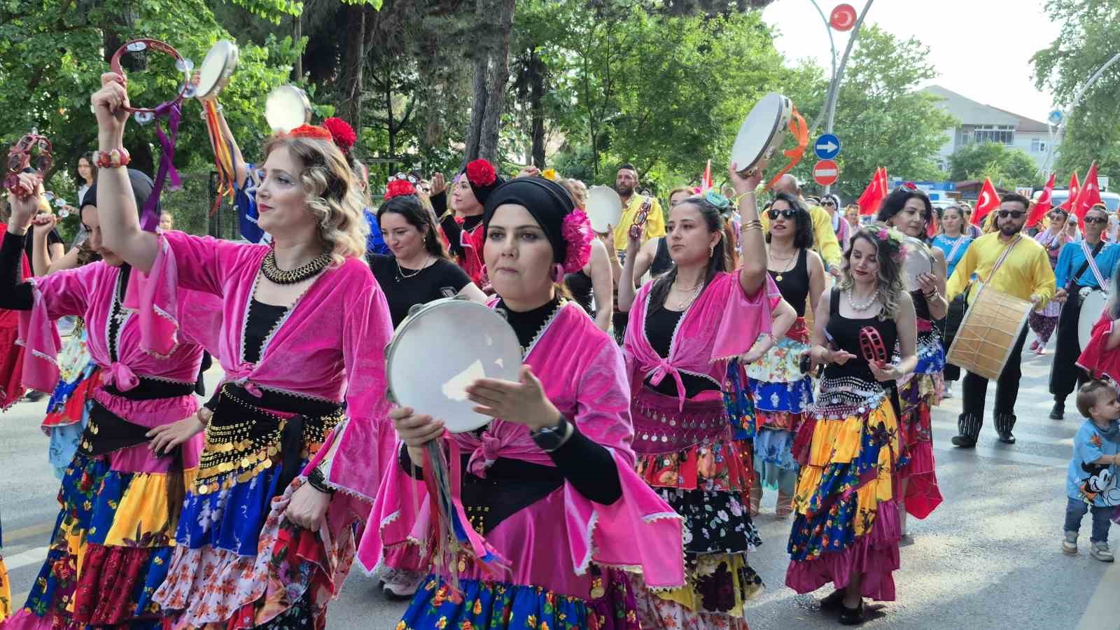 bartinda-cilek-festivali-12-yil-aradan-sonra-yeniden-basladi