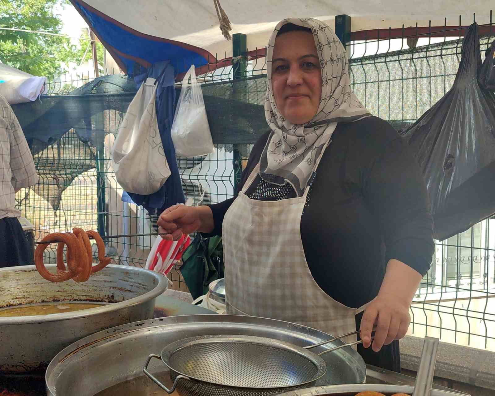 halka-tatlisi-gecim-kaynagi-oldu