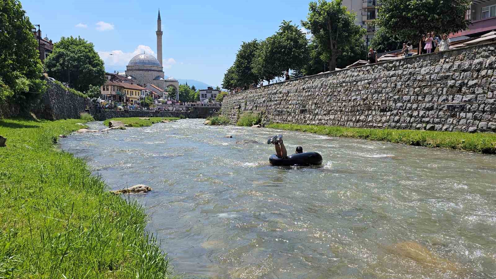kosovada-rafting-heyecani
