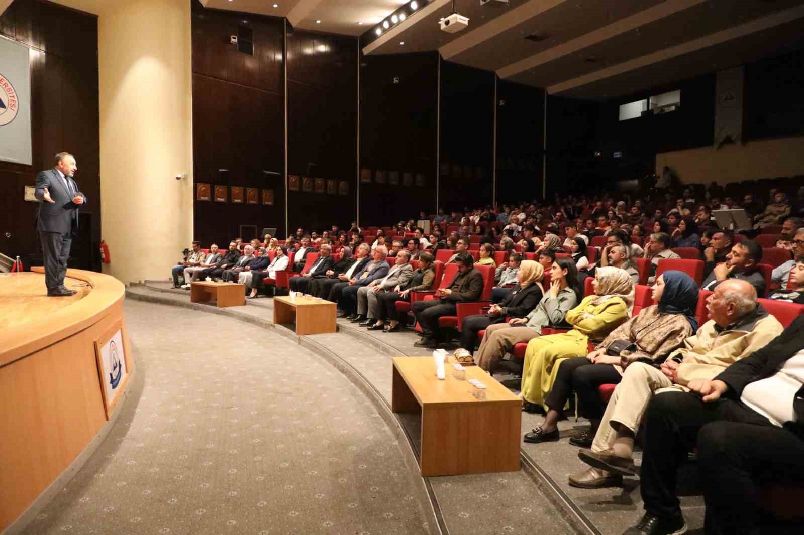 melikgazide-kizilelma-konferansi