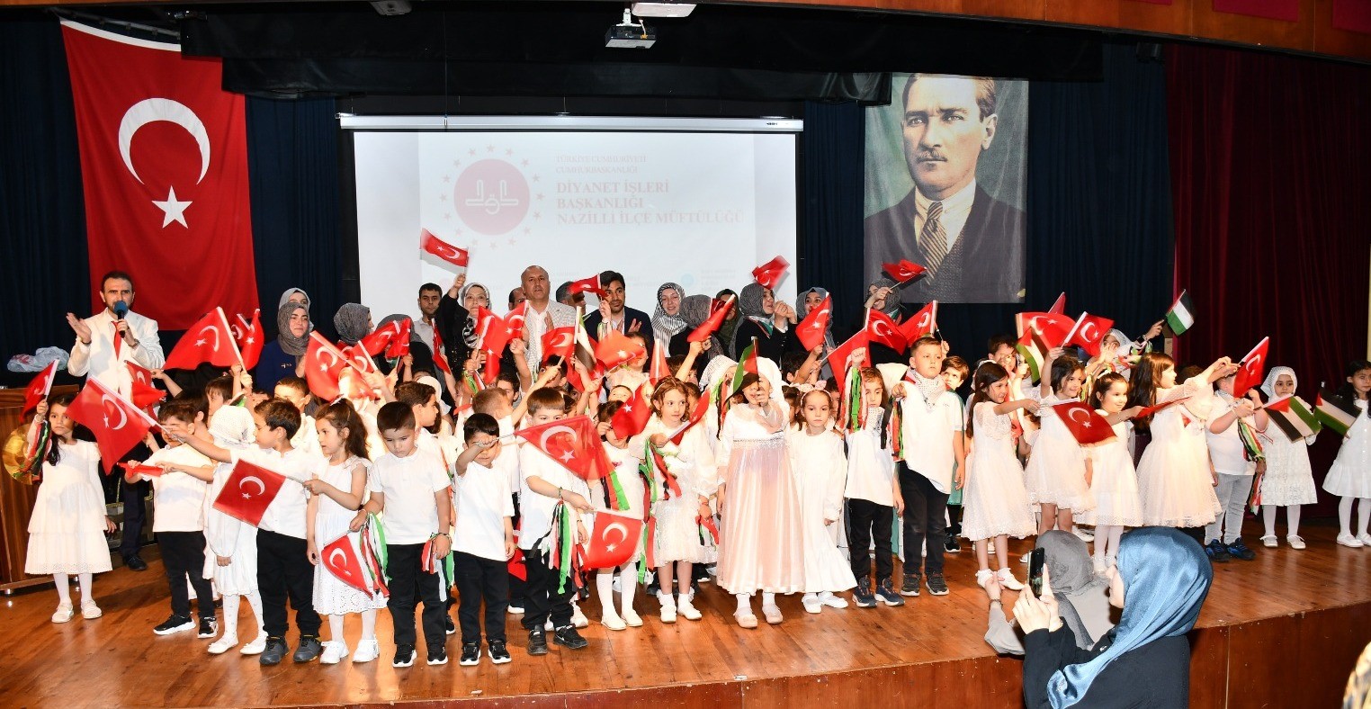 nazillide-miniklerden-yil-sonu-programi