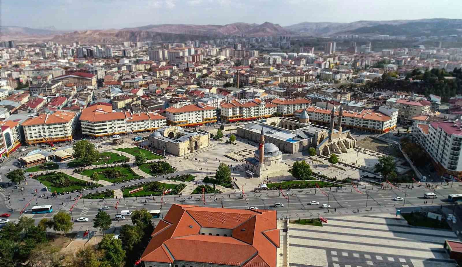 sivasta-yapi-ruhsati-verilen-bina-sayisi-azaldi