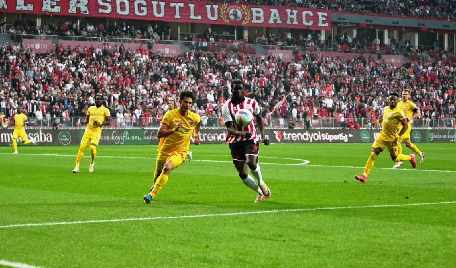 trendyol-super-lig-samsunspor-0-kayserispor-0-mac-devam-ediyor