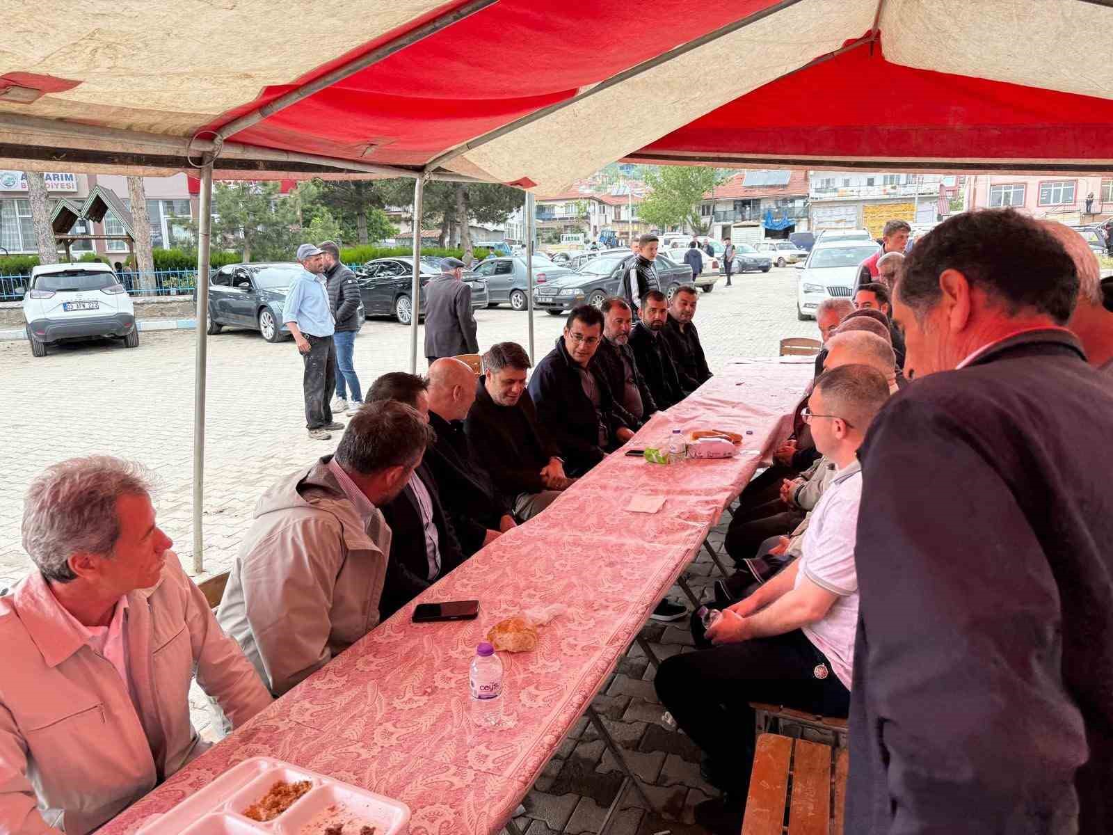 akharimda-geleneksel-yagmur-duasi-yapildi