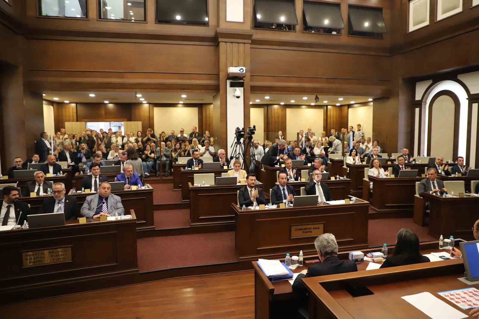 buyukcekmece-belediye-meclisi-haziran-ayi-toplantisini-belediye-baskanvekili-ahmet-sahin-baskanliginda-gerceklestirdi