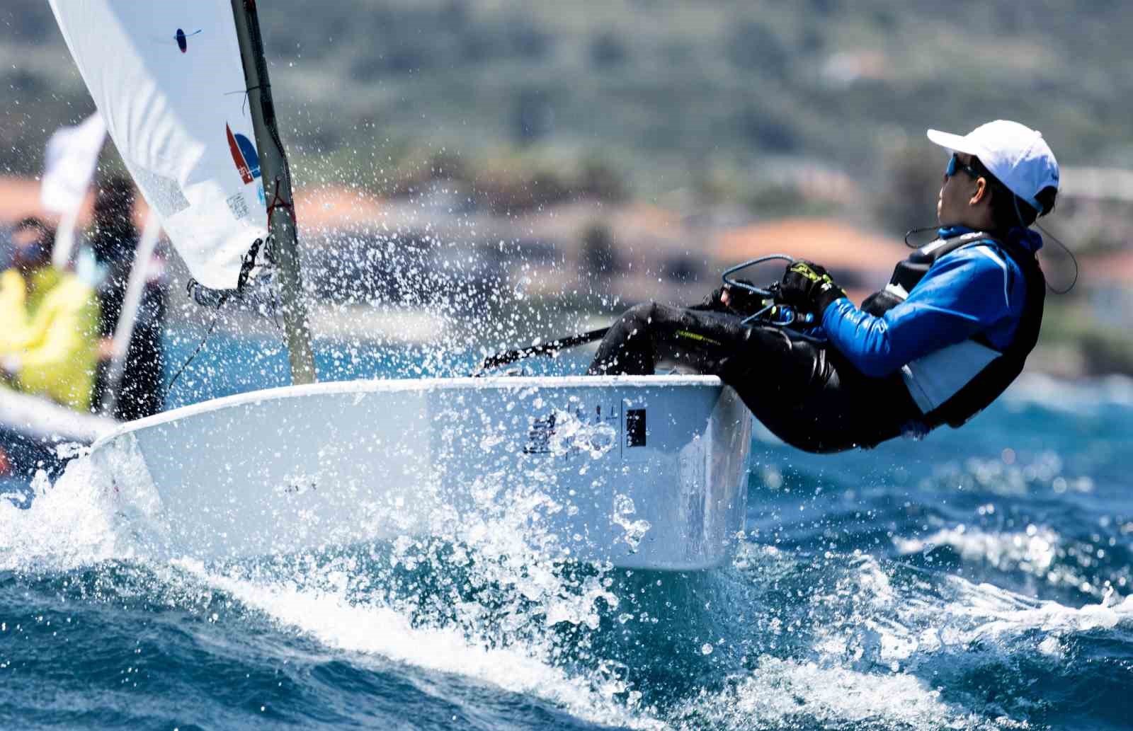 cesme-2025-optimist-avrupa-sampiyonasinda-3-gun-yarislari-tamamlandi