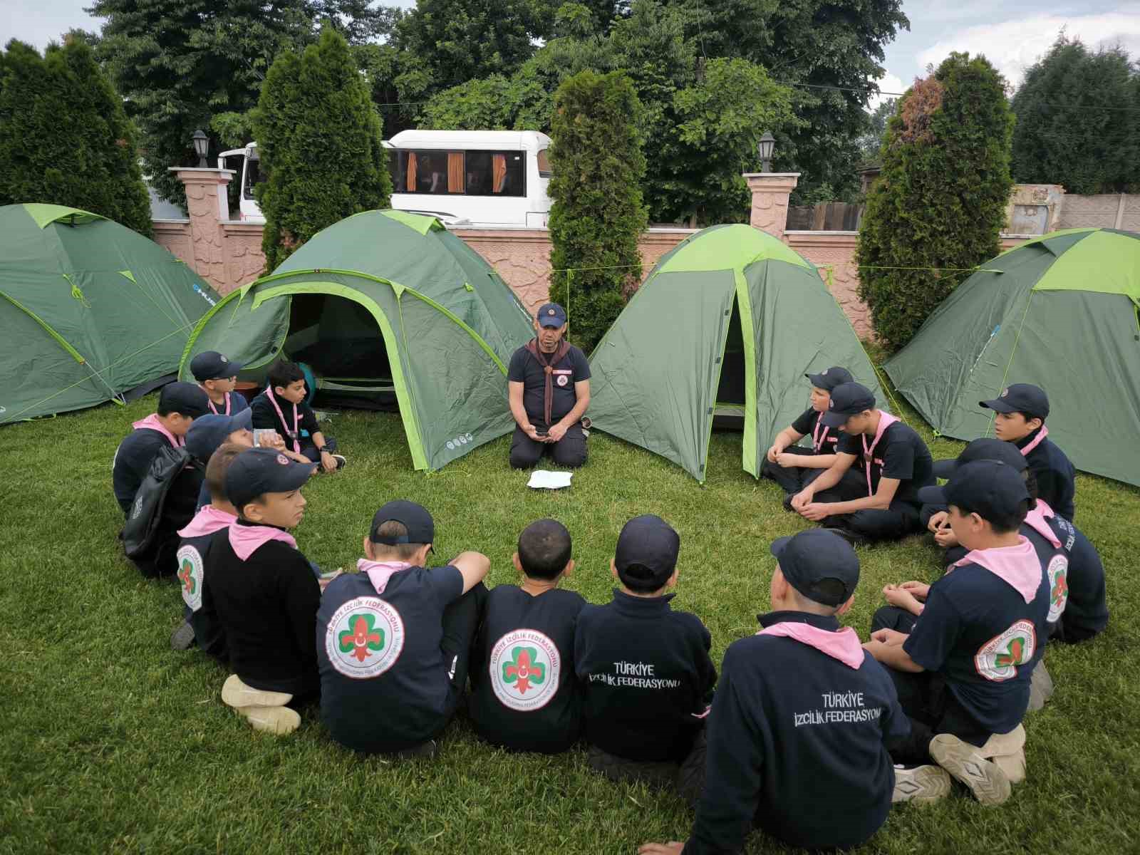 diyanet-isleri-baskanligindan-sakaryada-anlamli-izcilik-kampi