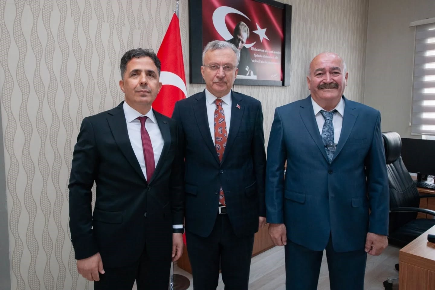 egitim-fakultesi-dekanligina-prof-dr-kayalar-atandi