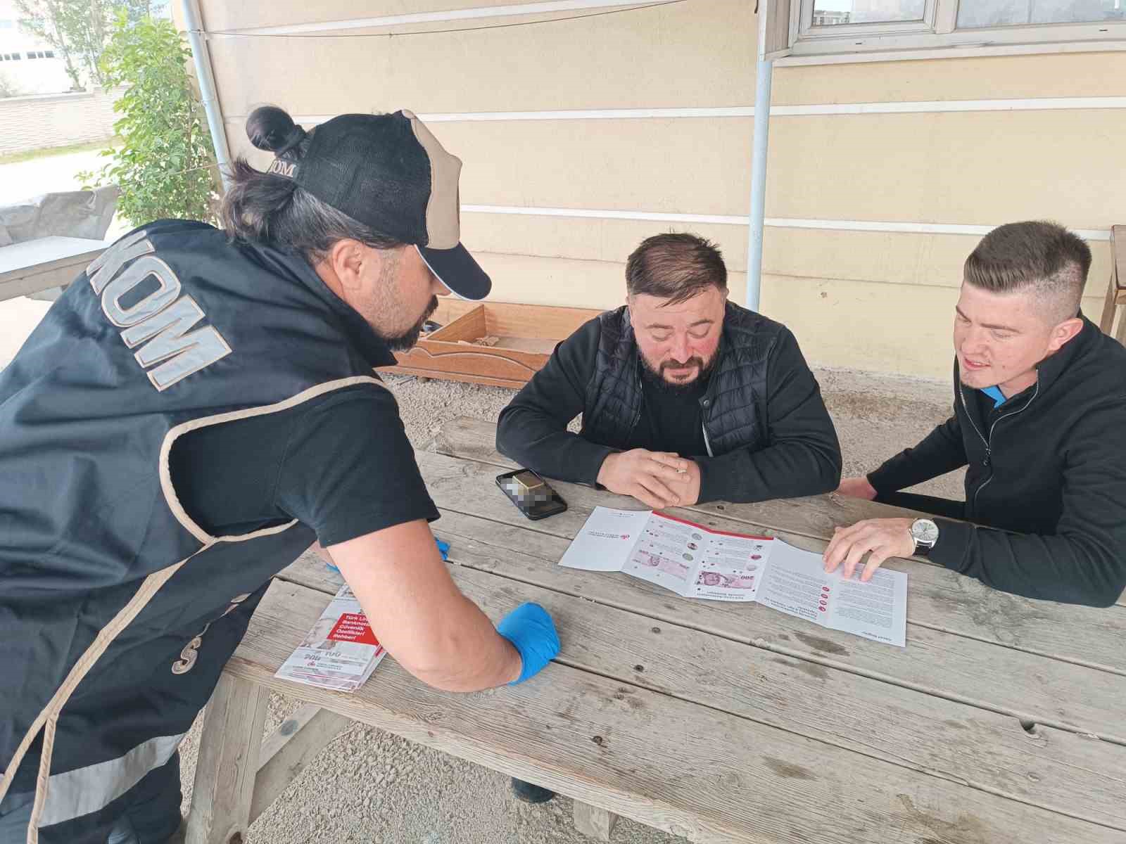 kurban-pazarinda-sahte-para-uyarisi