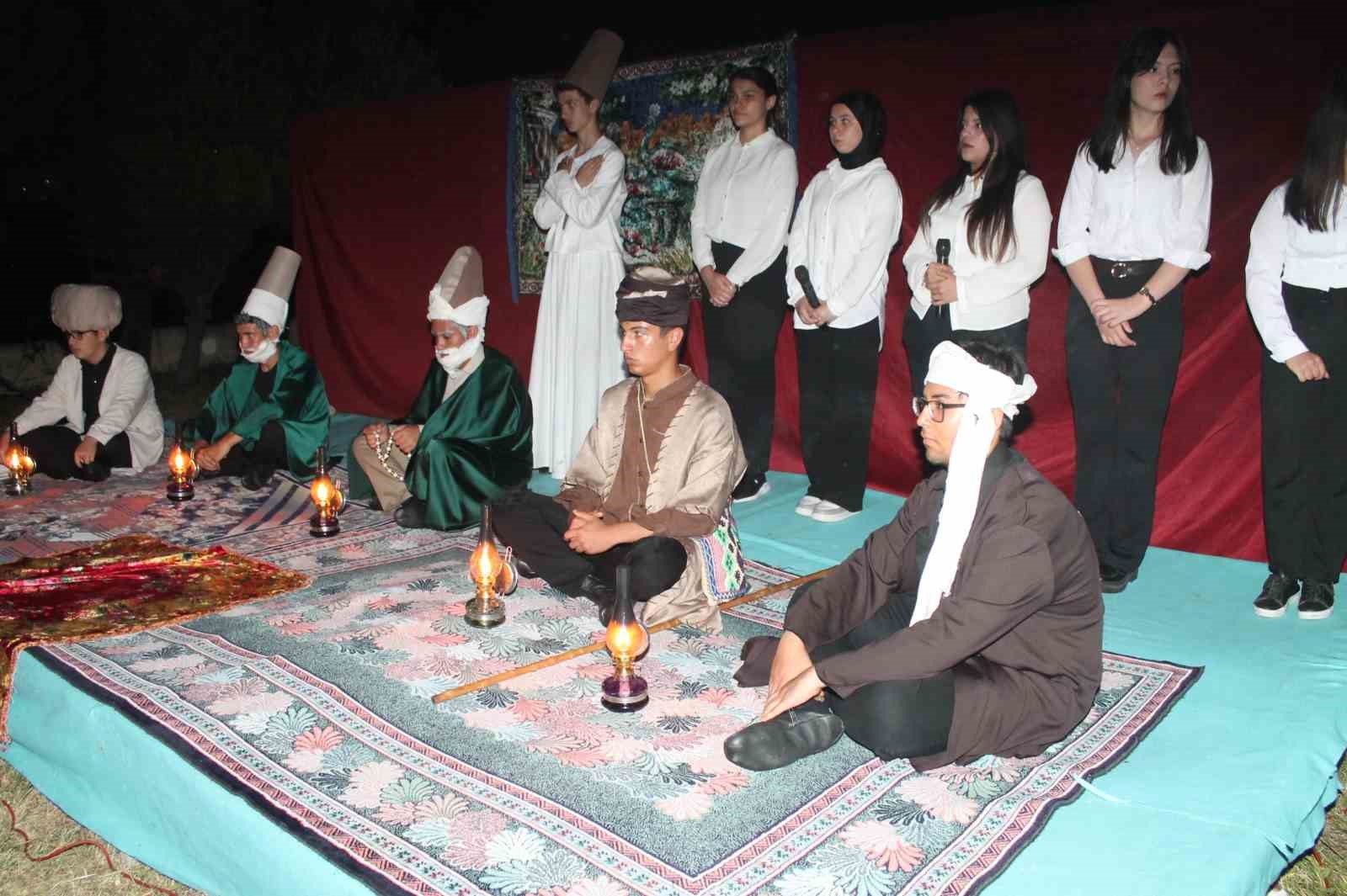 manyas-anadolu-lisesinde-islam-devletleri-senligi-duzenlendi