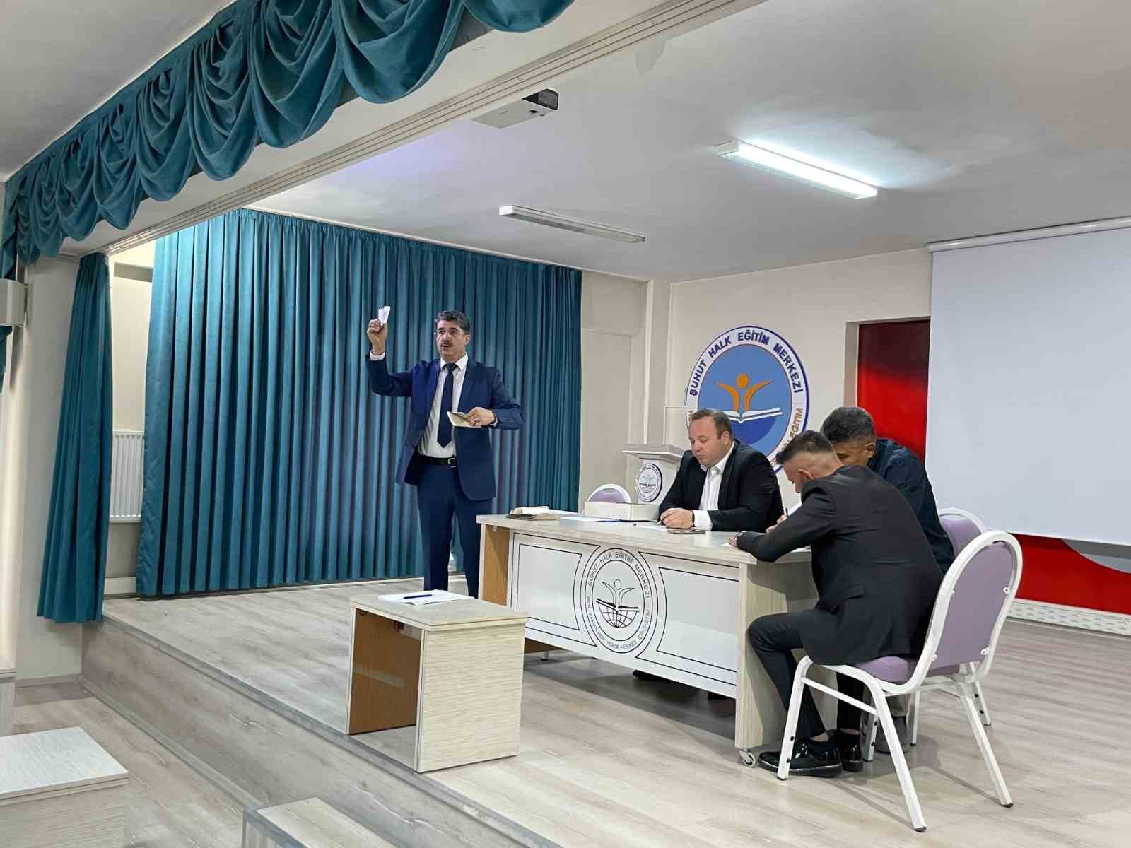 suhutta-koylere-hizmet-goturme-birligi-encumen-secimi-yapildi
