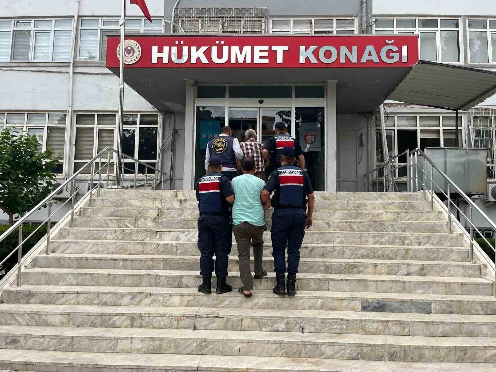 traktorde-4-yil-once-cesedi-bulunmustu-cinayet-suphelileri-yakalandi