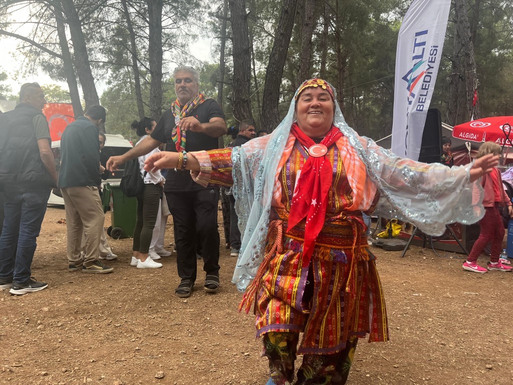 yoruk-festivalinde-konyaalti-cadiri-ilgi-gordu