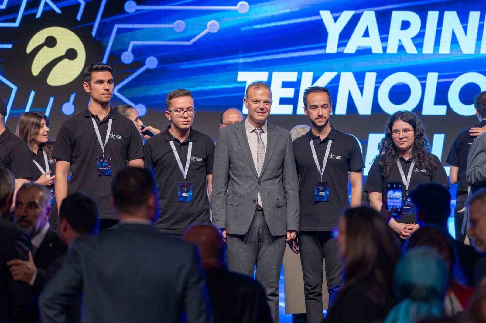 barulu-ogrenciler-teknoloji-yarismasinda-finalist-oldu