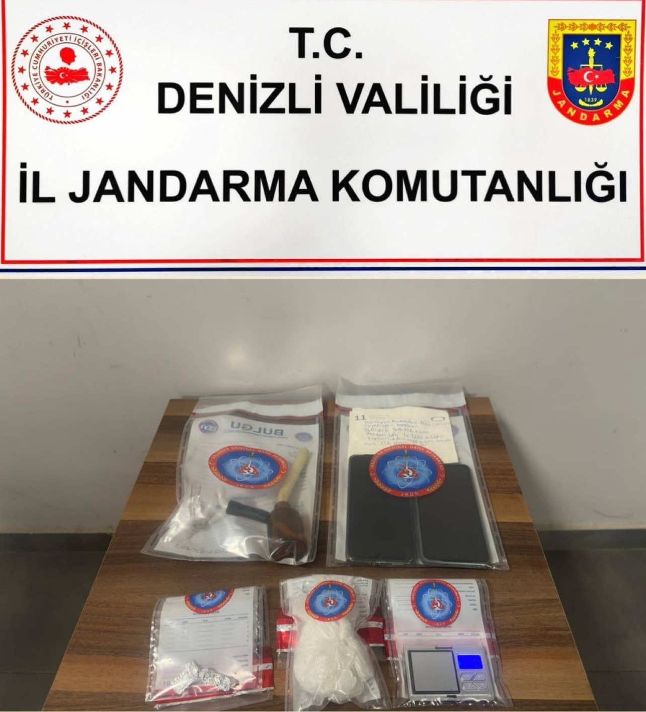 denizlide-jandarma-uyusturucu-tacirlerine-gecit-vermiyor