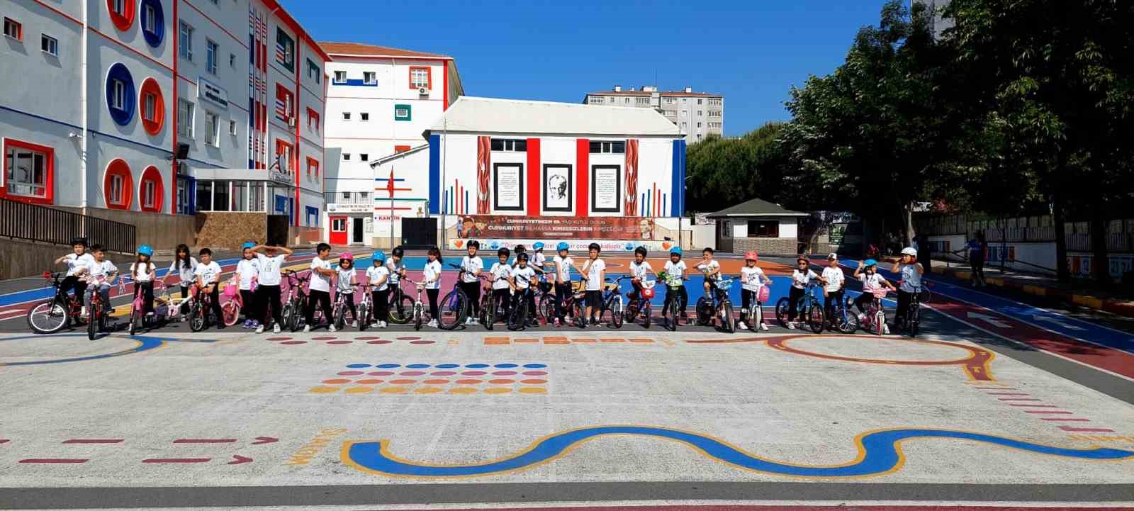 dunya-bisiklet-gununde-pedallar-gelecek-icin-dondu