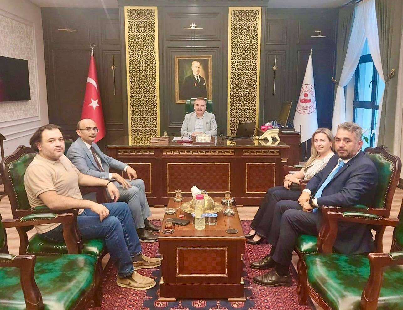 edremit-myo-yonetiminden-kaymakam-odabasa-ziyaret
