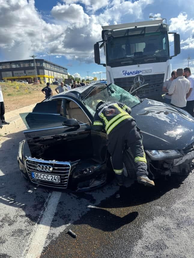 elazigda-trafik-kazasi-2-yarali
