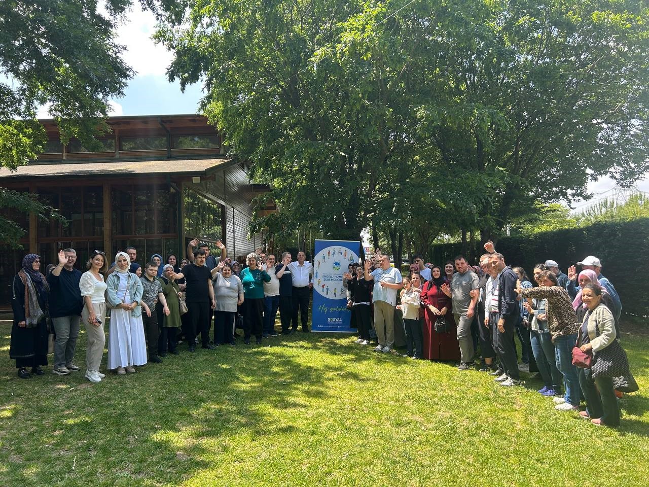 engelli-ogrenciler-ve-aileleri-macera-parkta-bulustu