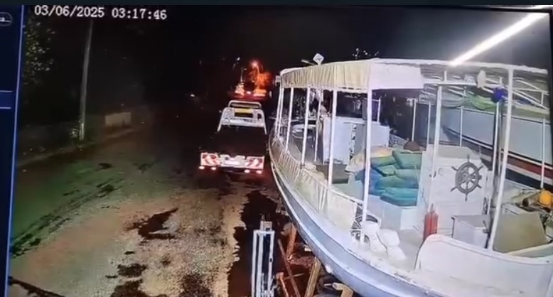 marmaris-aciklarindaki-5-8lik-deprem-guvenlik-kameralarina-boyle-yansidi
