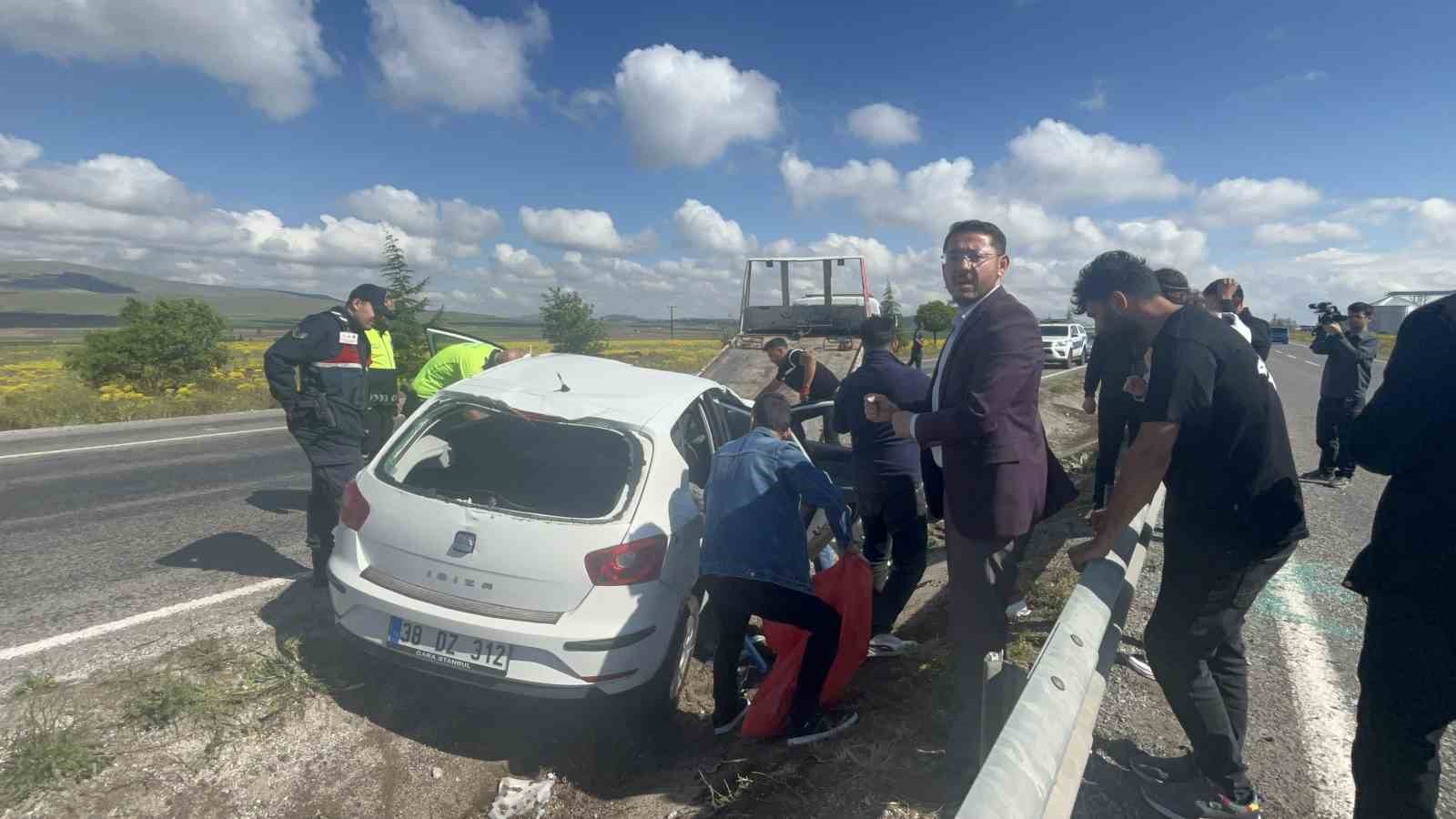 nevsehirde-takla-atan-otomobil-refuje-devrildi-4-kisilik-aile-yaralandi