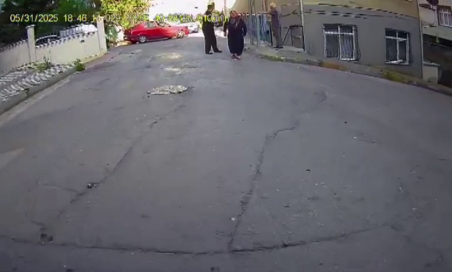 pendikte-trafikte-dehset-tartistigi-surucuyu-bicakla-tehdit-etti