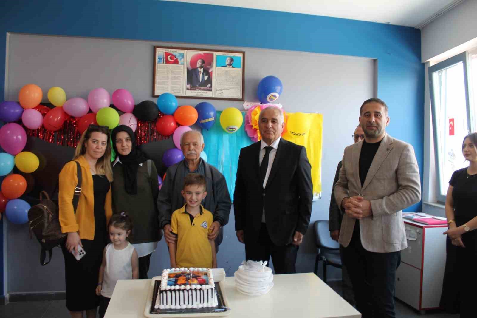 sehit-polis-ozgur-barcinin-ogluna-dogum-gunu-surprizi