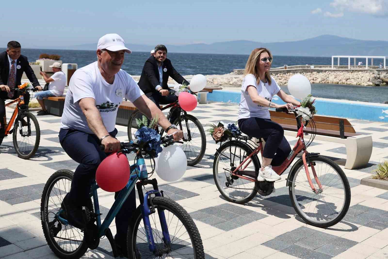 suslu-bisikletler-ile-temiz-cevreye-dikkat-cekildi