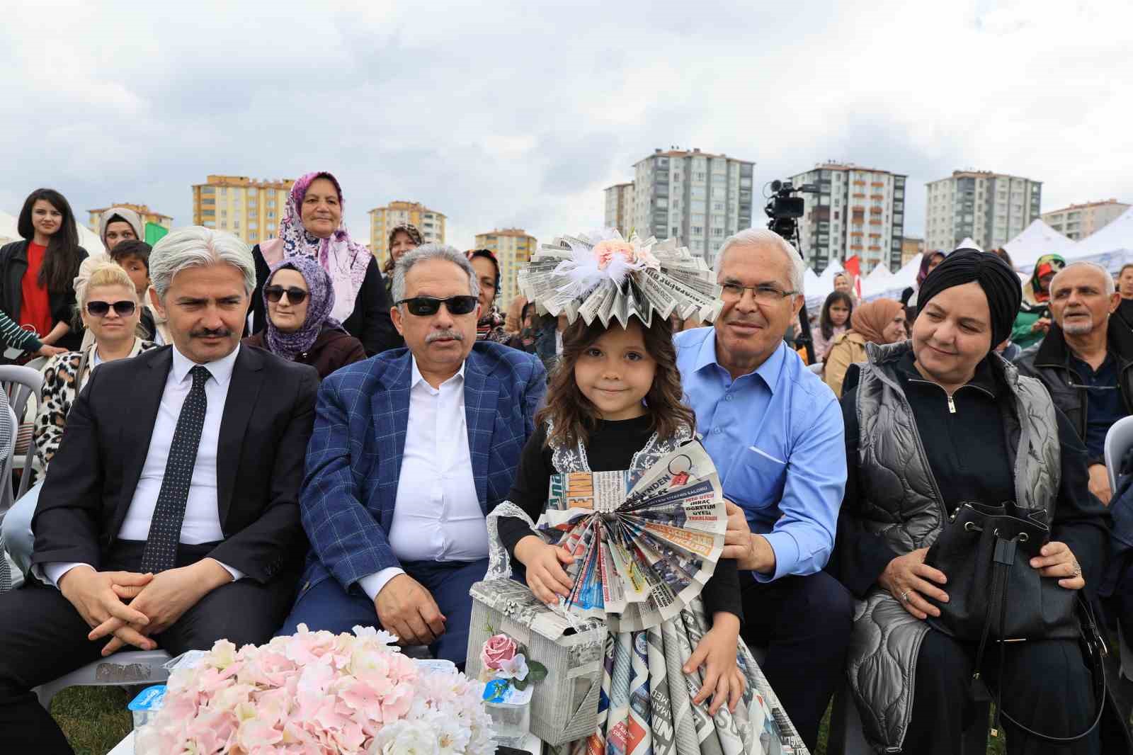 talasta-cevre-gunune-renkli-ve-anlamli-kutlama