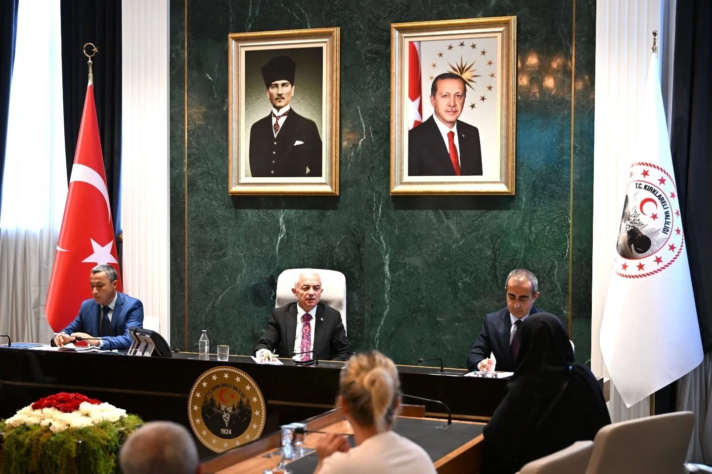 vali-turan-devletimiz-her-daim-milletimizin-hizmetinde