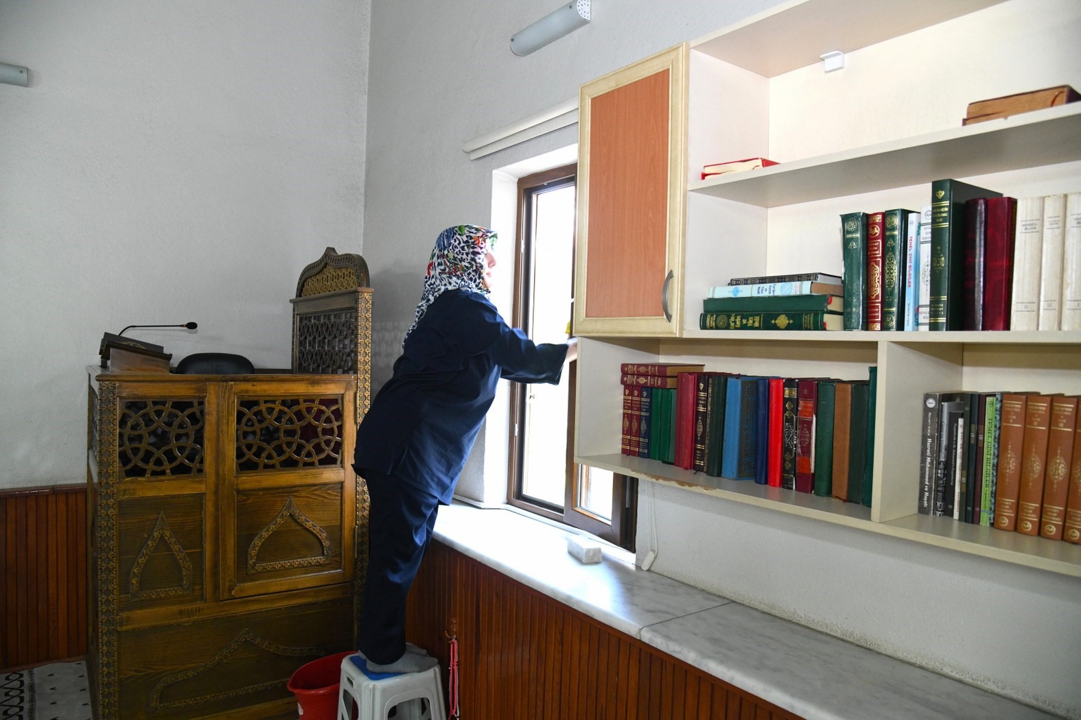 yunusemrede-ibadethaneler-kurban-bayrami-icin-hazirlaniyor