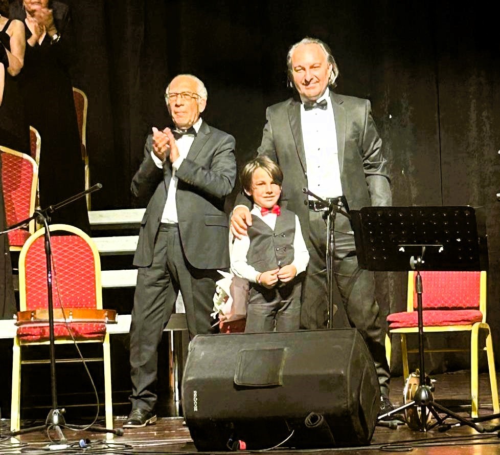5-yasindaki-ritim-ustasi-bora-10-konserine-hazirlaniyor