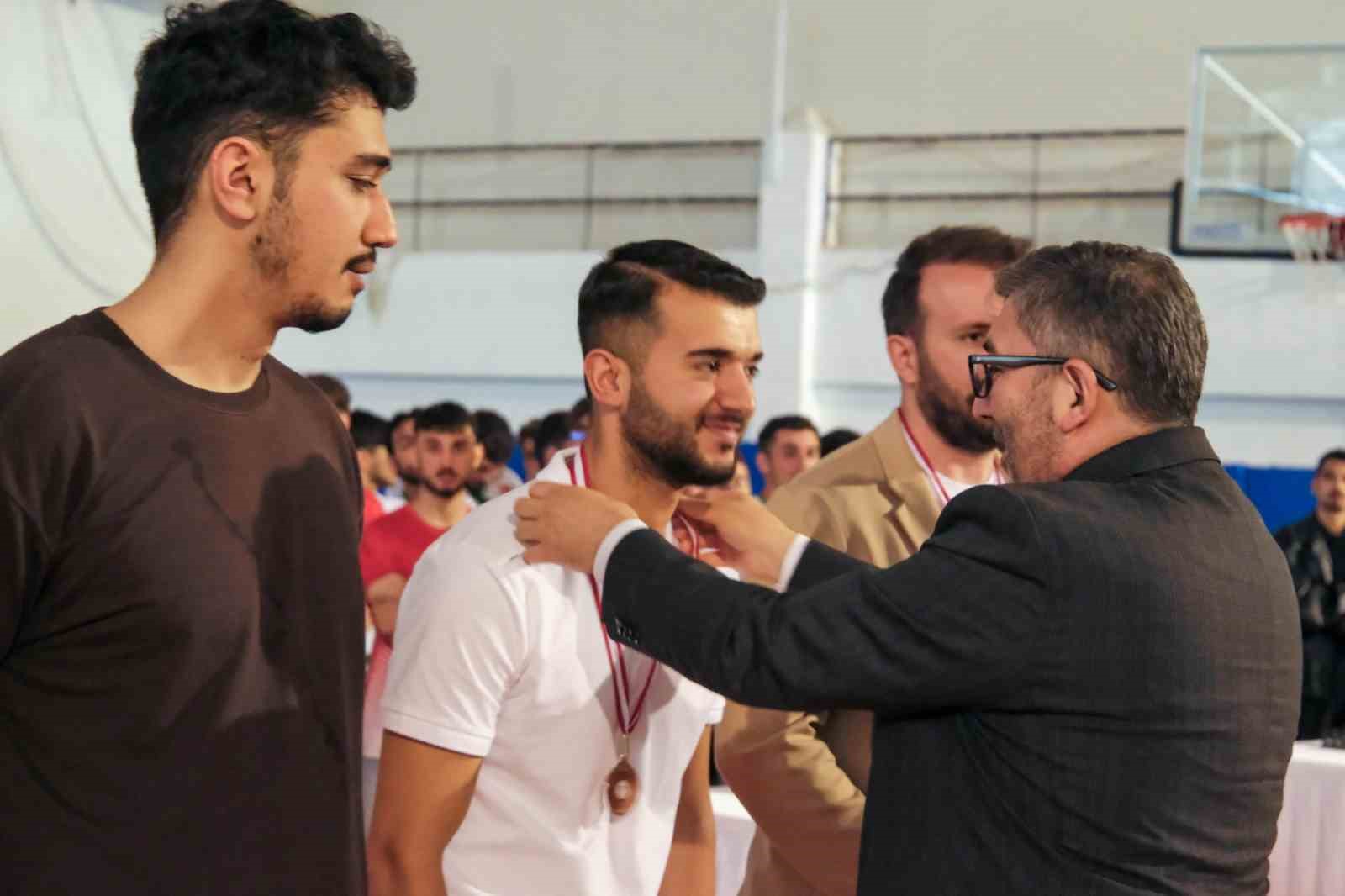 bahar-spor-musabakalari-odulleri-sahiplerini-buldu