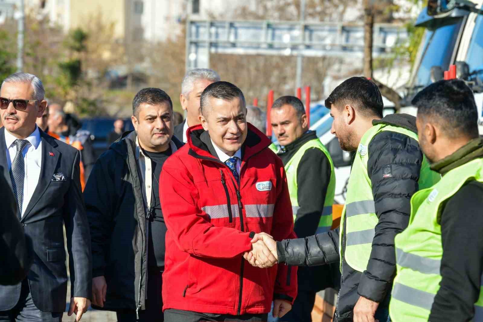 baskan-vekili-can-aksoydan-bayram-oncesi-buyuk-jest-personellere-100-milyon-tl-ikramiye