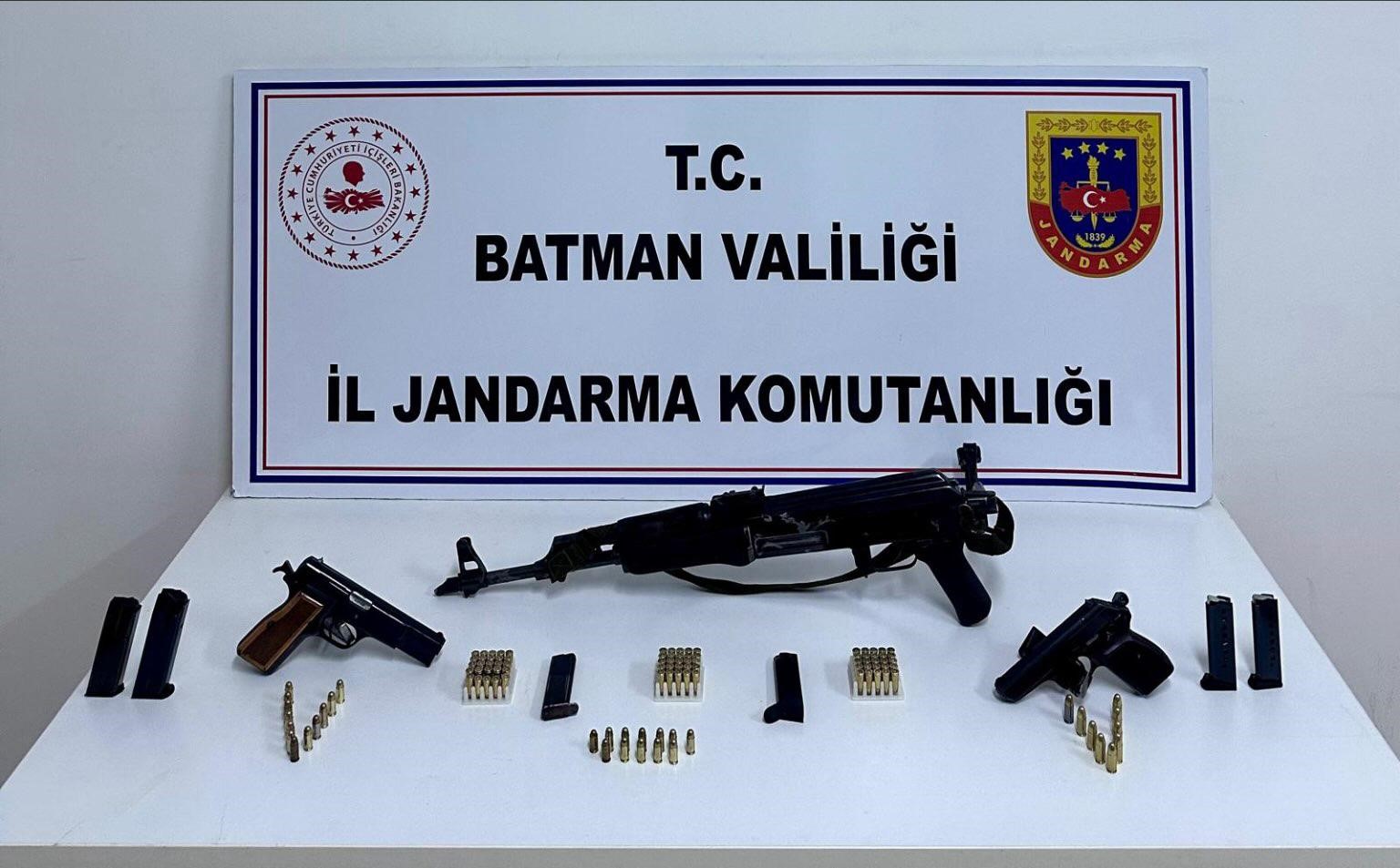batmanda-uzun-namlulu-kacak-silah-ile-yakalanan-sahis-tutuklandi