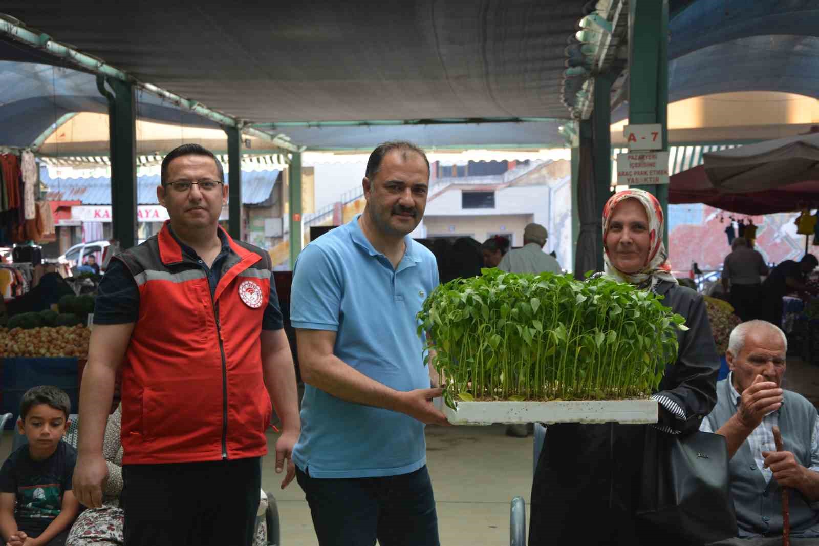 demircili-ciftcilere-40-bin-ucretsiz-sebze-fidesi-dagitildi