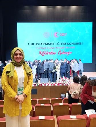 faik-gungor-ortaokulu-uluslararasi-egitim-kongresinde-temsil-edildi