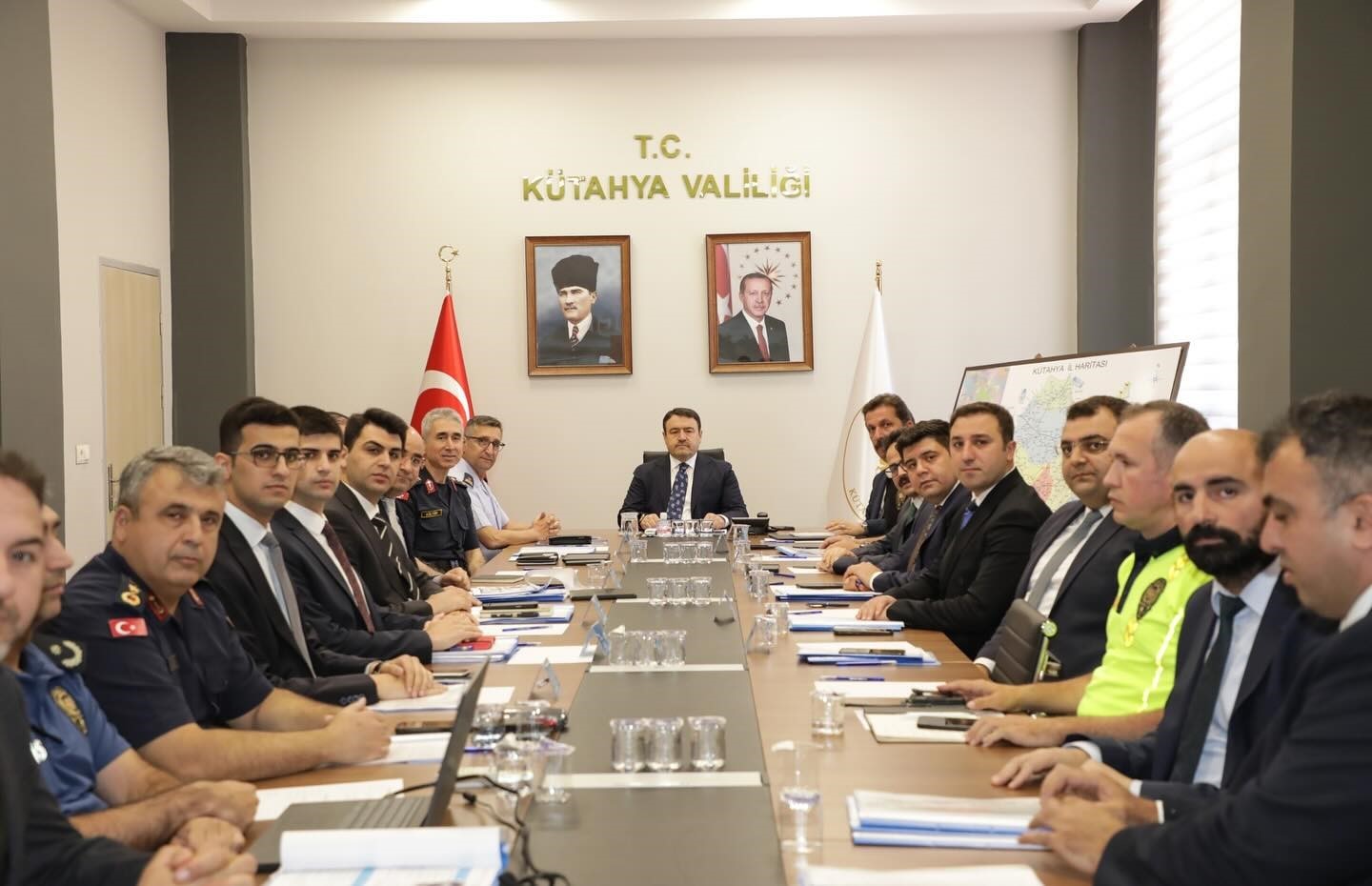 kutahyada-guvenlik-ve-asayis-toplantisi