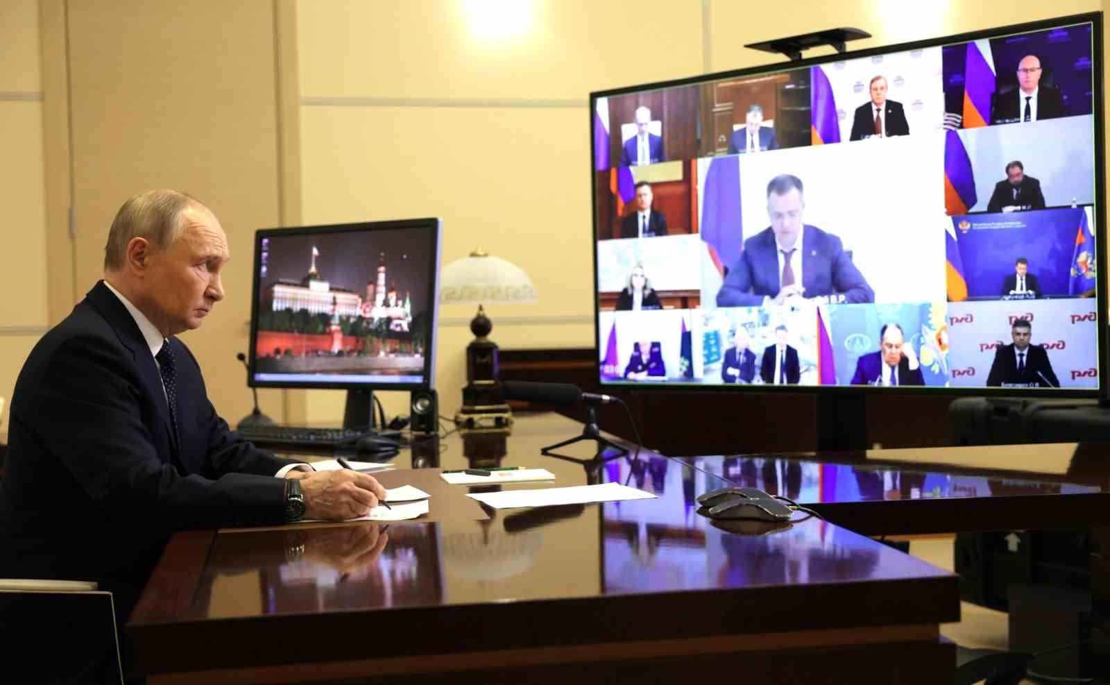 putin-zaten-gayrimesru-olan-kiev-rejimi-bir-teror-orgutune-donusuyor