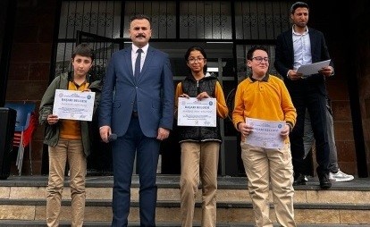tatvan-sultan-alparslan-ihodan-3-ogrenci-500-tam-puan-aldi